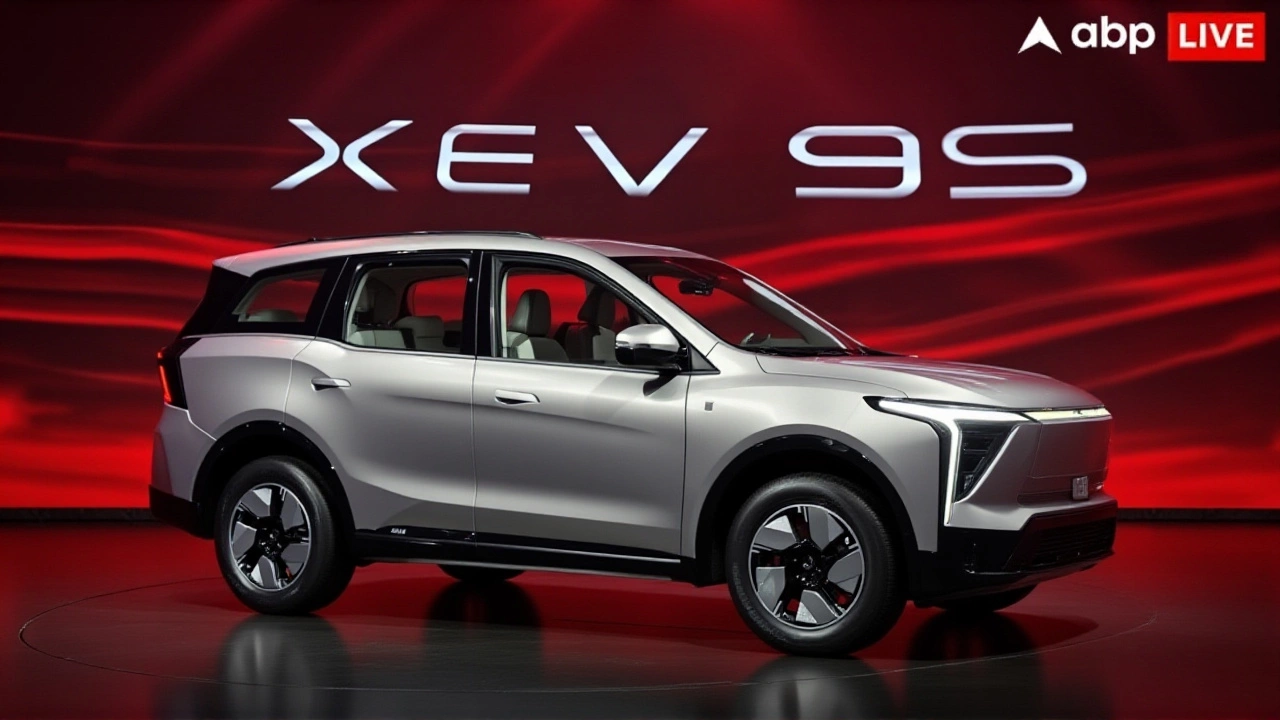 महिंद्रा ने भारत का पहला इलेक्ट्रिक ओरिजिन 7-सीटर SUV XEV 9S लॉन्च किया, कीमत 19.95 लाख रुपये